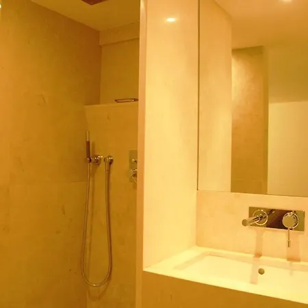 Artist Loft House Отель типа 