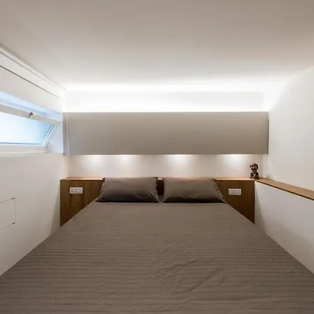 فندق مبيت وإفطار Artist Loft House باري