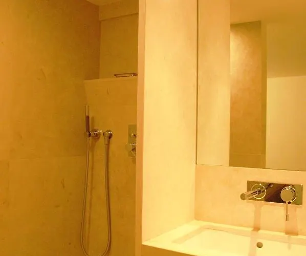 Artist Loft House فندق مبيت وإفطار باري